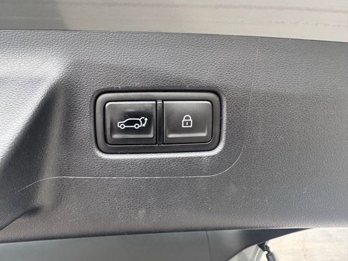 Certified 2025 Hyundai Santa Fe SE AWD/4WD image 6