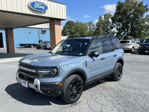 New 2025 Ford Bronco Sport Badlands w/ Badlands Tech Package image 2