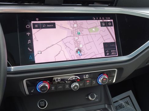 Used 2022 Audi Q3 2.0T Premium Plus image 14