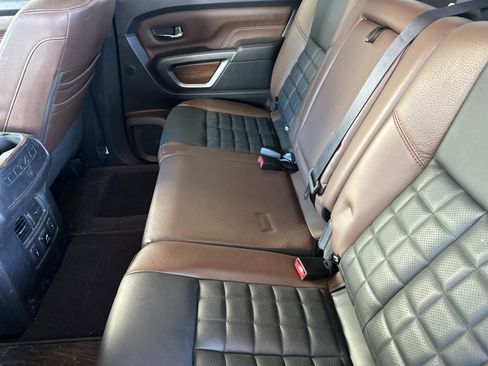 Used 2017 Nissan Titan Platinum Reserve RWD image 11