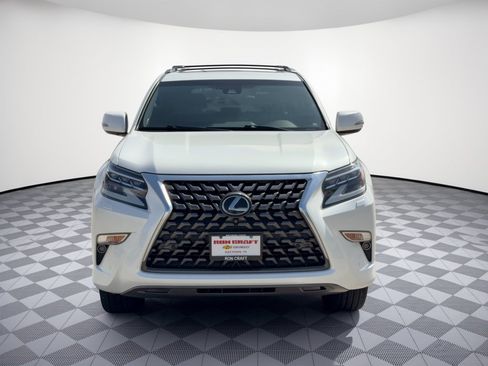 Used 2023 Lexus GX 460 Luxury w/ Accessory Package AWD/4WD image 6
