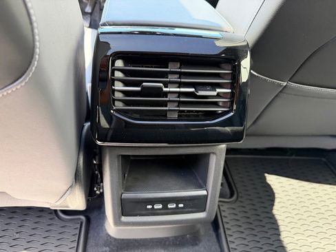 New 2026 Volkswagen ID.4 Pro S AWD/4WD image 23