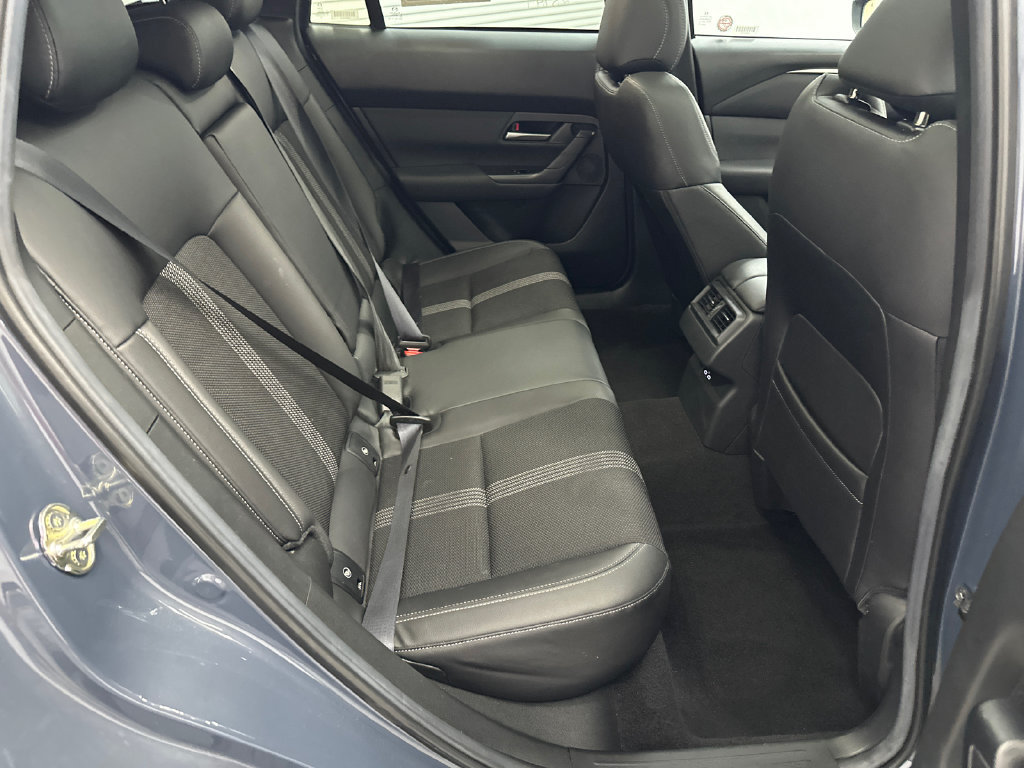 Used 2025 MAZDA CX-50 AWD 2.5 S w/ Premium Package image 16