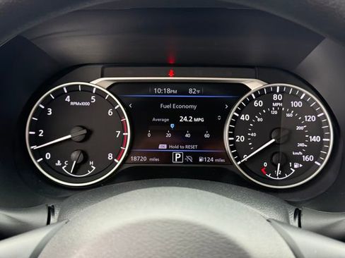 Used 2025 Nissan Sentra SV FWD image 24