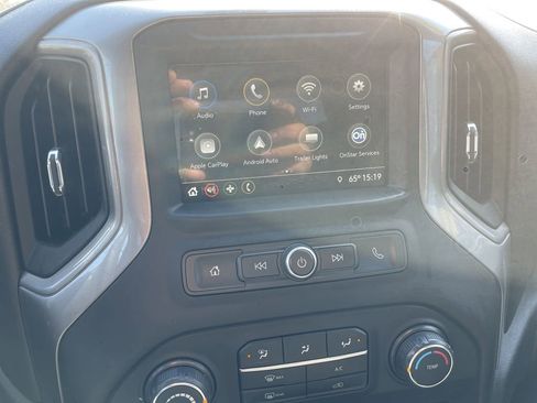 Used 2019 Chevrolet Silverado 1500 Custom w/ Custom Value Package AWD/4WD image 18