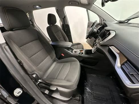 Used 2020 GMC Terrain SLE w/ Driver Convenience Package image 21