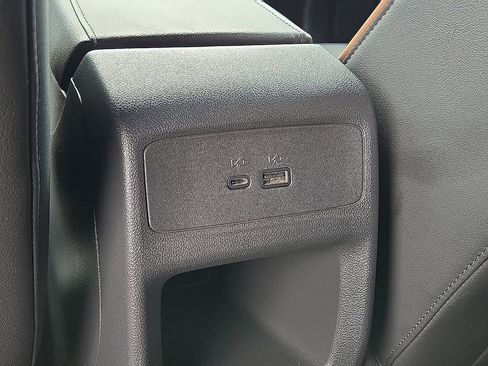 Used 2024 Buick Envista Sport Touring FWD image 17