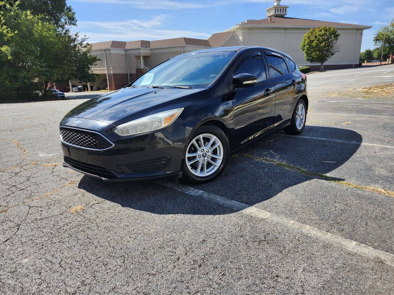 Used 2017 Ford Focus SE FWD image 3