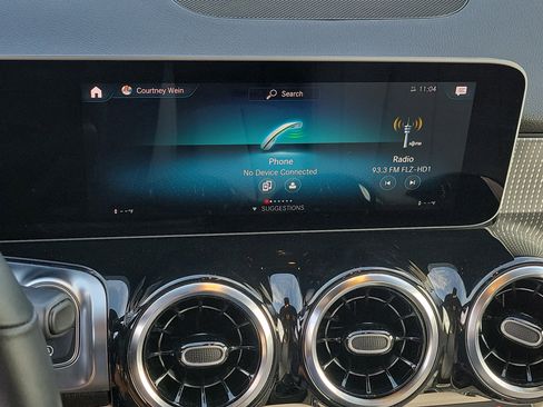 Certified 2021 Mercedes-Benz GLB 250 GLB 250 image 32