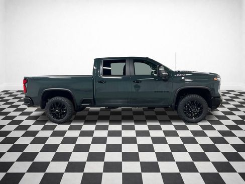 New 2026 Chevrolet Silverado 2500 LT w/ Trail Boss Package AWD/4WD image 2