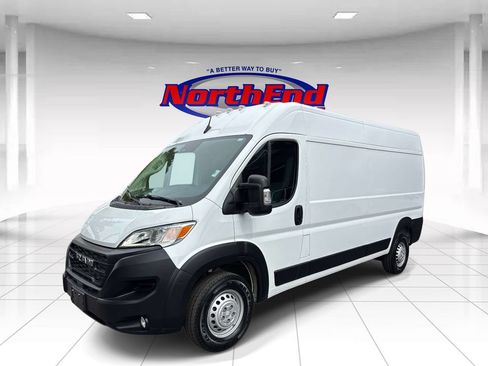 Used 2026 RAM ProMaster 2500 w/ Convenience Group FWD image 7