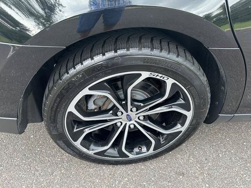 Used 2018 Ford Taurus SHO w/ Sho Performance Package AWD/4WD image 34