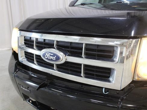Used 2010 Ford Escape XLT AWD/4WD image 30
