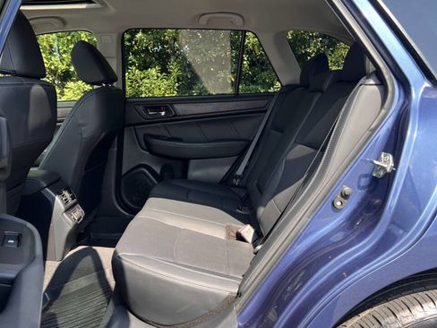 Used 2019 Subaru Outback 2.5i Limited image 16