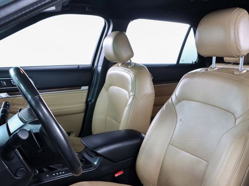 Used 2016 Ford Explorer Limited image 23