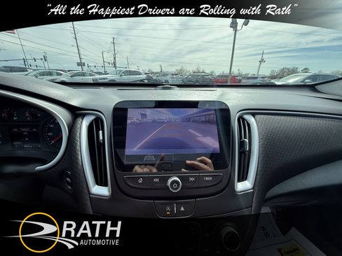 Used 2023 Chevrolet Malibu LT image 16