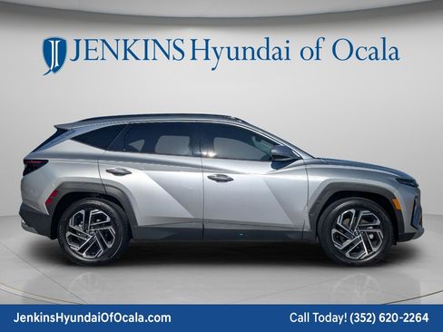 New 2026 Hyundai Tucson Limited FWD image 2