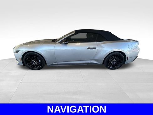 Used 2024 Ford Mustang Premium image 8