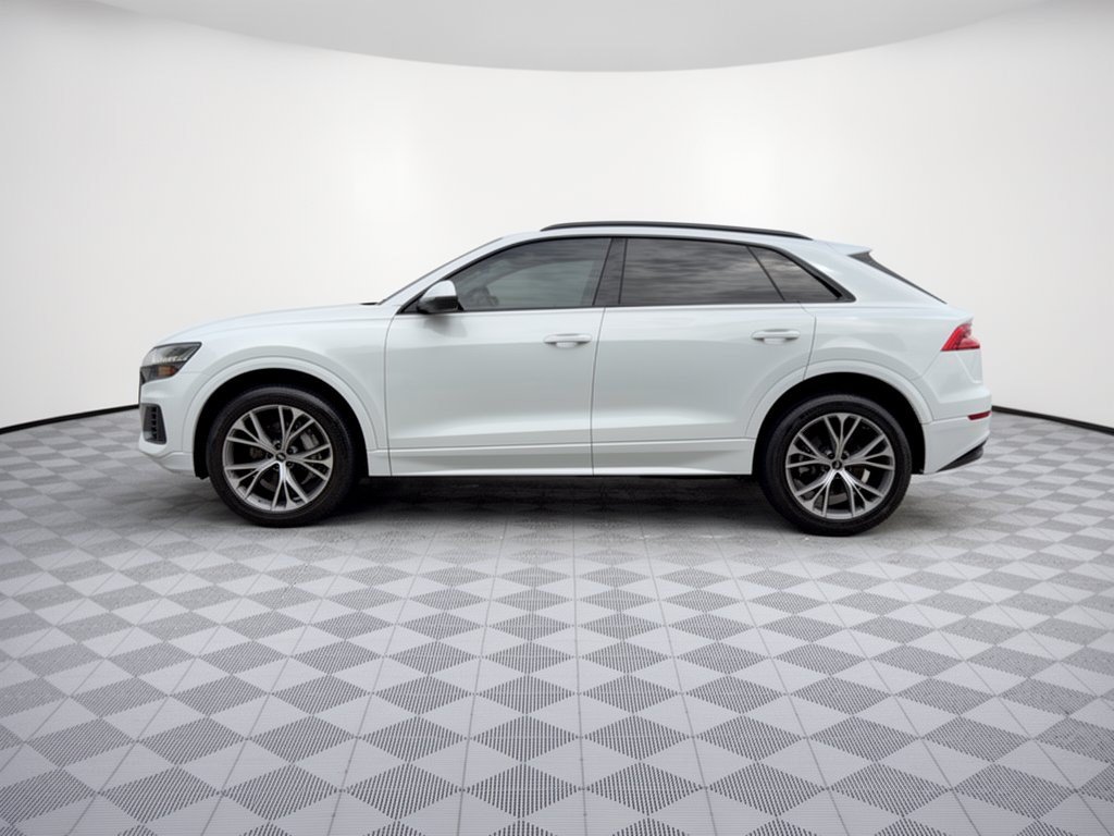 Used 2023 Audi Q8 Premium AWD/4WD image 2