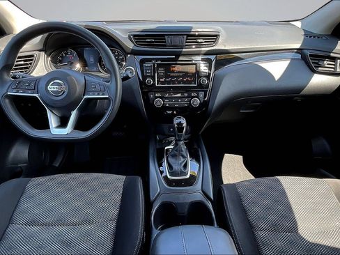 Used 2020 Nissan Rogue Sport SV AWD/4WD image 6