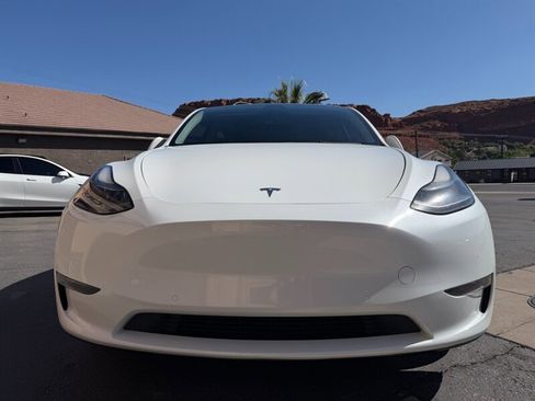 Used 2021 Tesla Model Y Performance AWD/4WD image 25