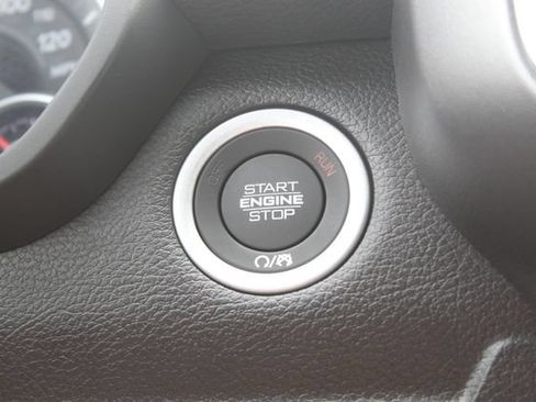 New 2026 RAM 1500 Express AWD/4WD image 23