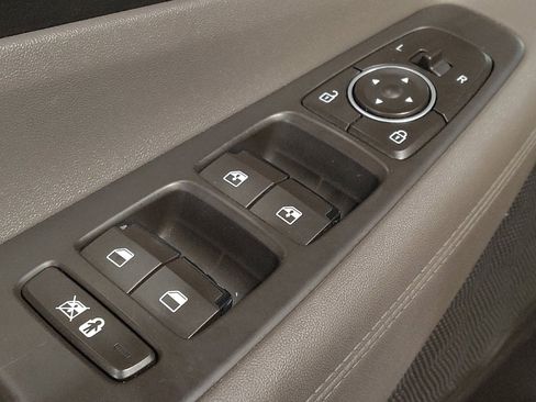 Used 2019 Hyundai Santa Fe SEL image 27