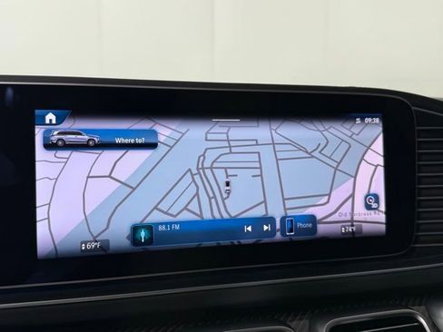 Used 2025 Mercedes-Benz GLS 63 AMG 4MATIC image 23