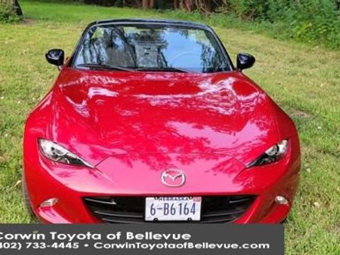 Used 2016 MAZDA MX-5 Miata Sport RWD image 3