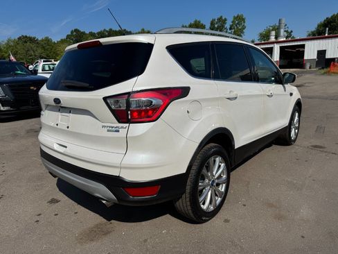Used 2017 Ford Escape Titanium AWD/4WD image 5