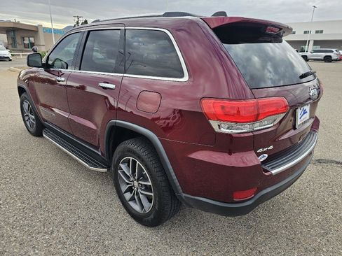 Used 2017 Jeep Grand Cherokee Limited image 3