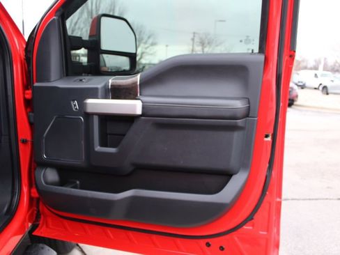 Used 2022 Ford F250 Lariat image 22