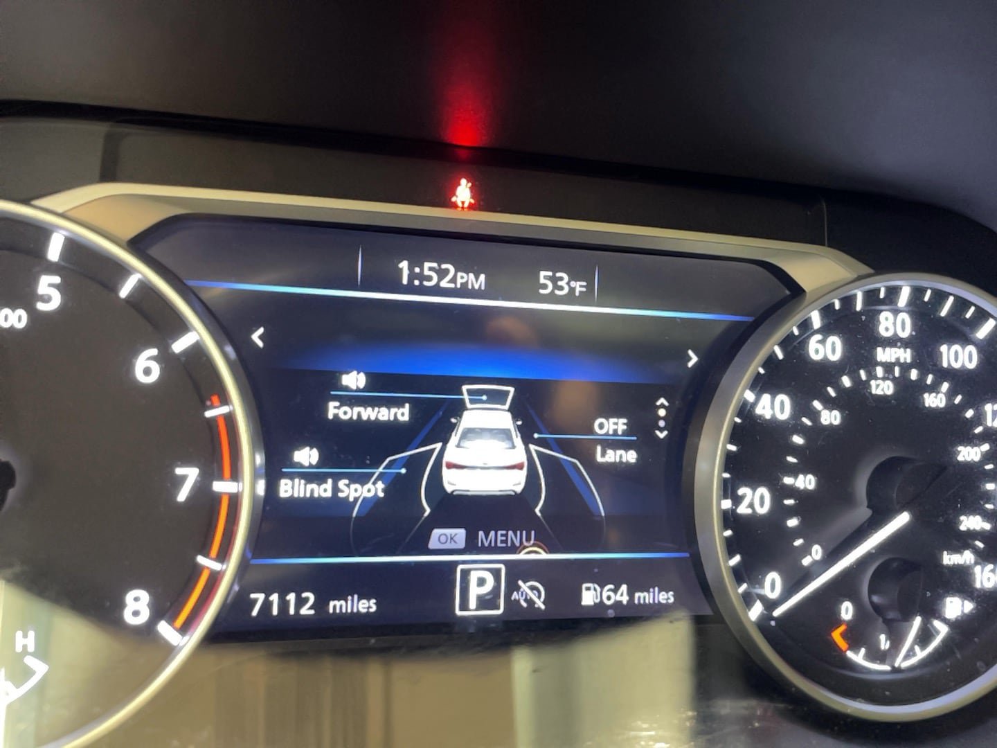Used 2025 Nissan Sentra SR w/ SR Premium Package FWD image 13