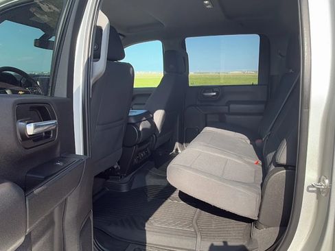 Used 2022 Chevrolet Silverado 2500 LT w/ Convenience Package AWD/4WD image 10