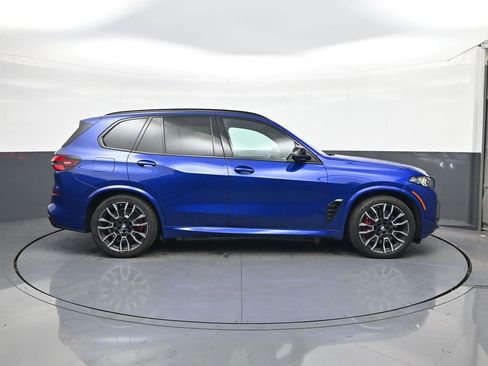 Used 2024 BMW X5 M60i image 8