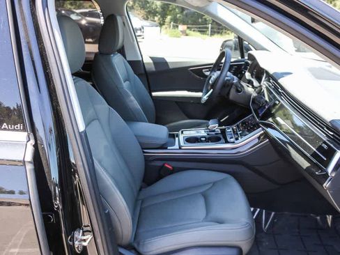 Used 2025 Audi Q7 3.0T Premium Plus w/ Premium Plus Package AWD/4WD image 18