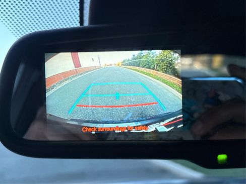 Used 2018 Toyota C-HR XLE image 28