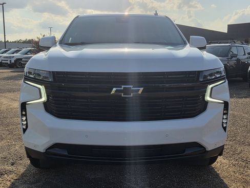 Used 2024 Chevrolet Tahoe RST w/ Luxury Package AWD/4WD image 2