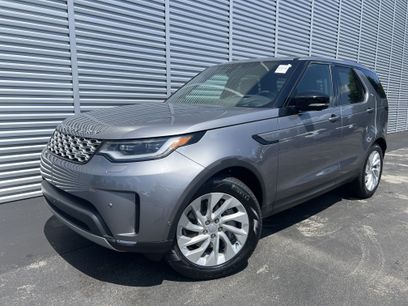 New 2025 Land Rover Discovery S