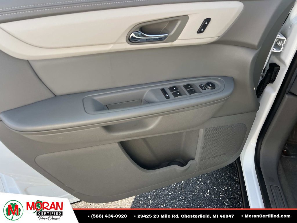 Used 2017 Chevrolet Traverse LS FWD image 15