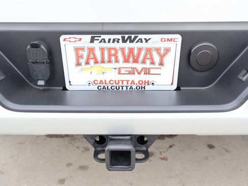 Used 2020 Chevrolet Silverado 1500 Custom w/ Custom Value Package image 26