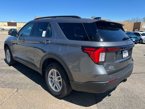 New 2026 Ford Explorer Active AWD/4WD image 13