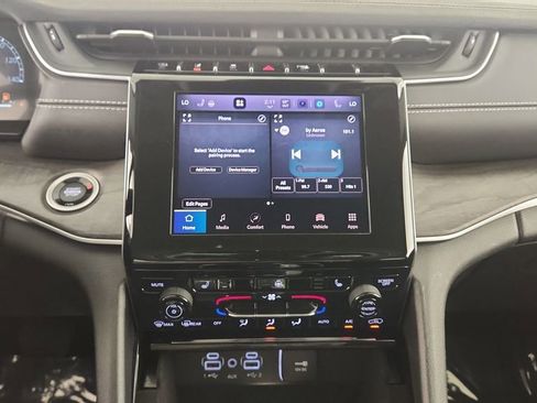 Used 2021 Jeep Grand Cherokee L Limited image 12