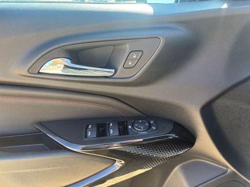 New 2026 Chevrolet Trax RS w/ Sunroof Package image 23