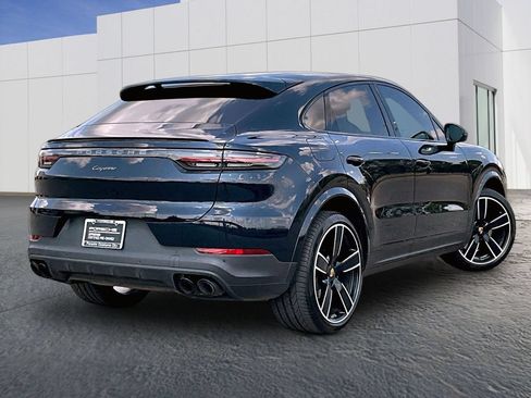 Certified 2022 Porsche Cayenne Platinum Edition AWD/4WD image 7