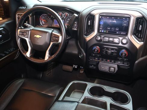 Used 2020 Chevrolet Silverado 1500 LT w/ Texas Edition AWD/4WD image 12