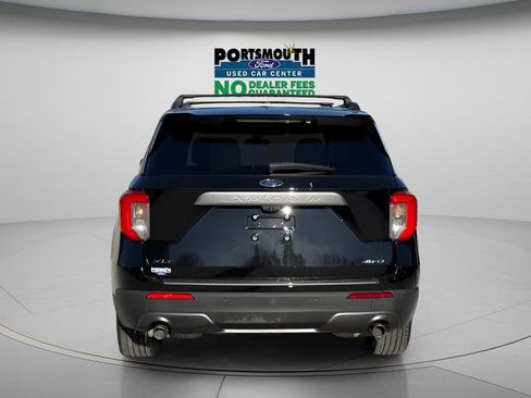 Used 2022 Ford Explorer XLT w/ Equipment Group 202A AWD/4WD image 30