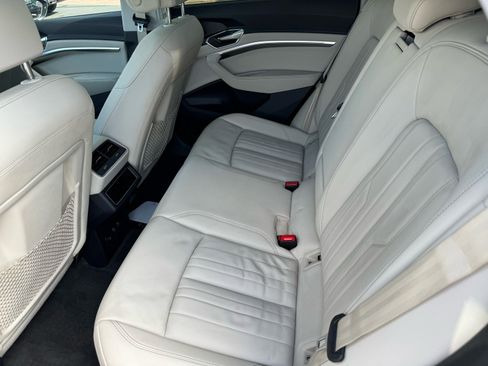 Used 2021 Audi e-tron Premium image 16