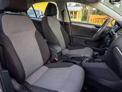 Used 2017 Volkswagen Jetta S FWD image 13