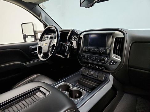 Used 2019 Chevrolet Silverado 2500 LTZ w/ Duramax Plus Package AWD/4WD image 23